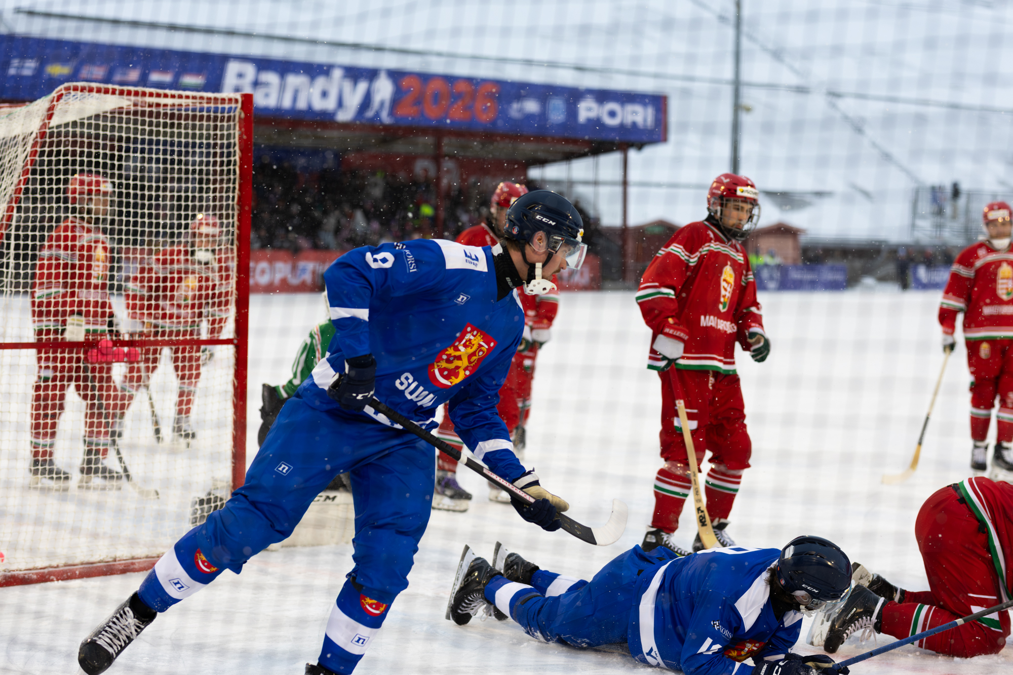 amanda yli paavola 40